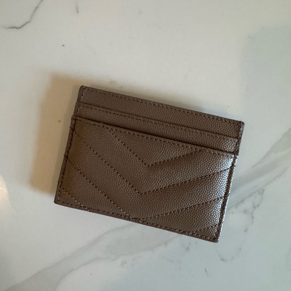 Saint Laurent Cassandre Matelassé Leather Card Case - Picture 7 of 7